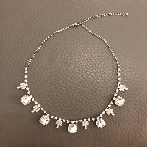 ♥️ NEW Melanie Lyne Sparkly crystal necklace - Picture 5 of 5